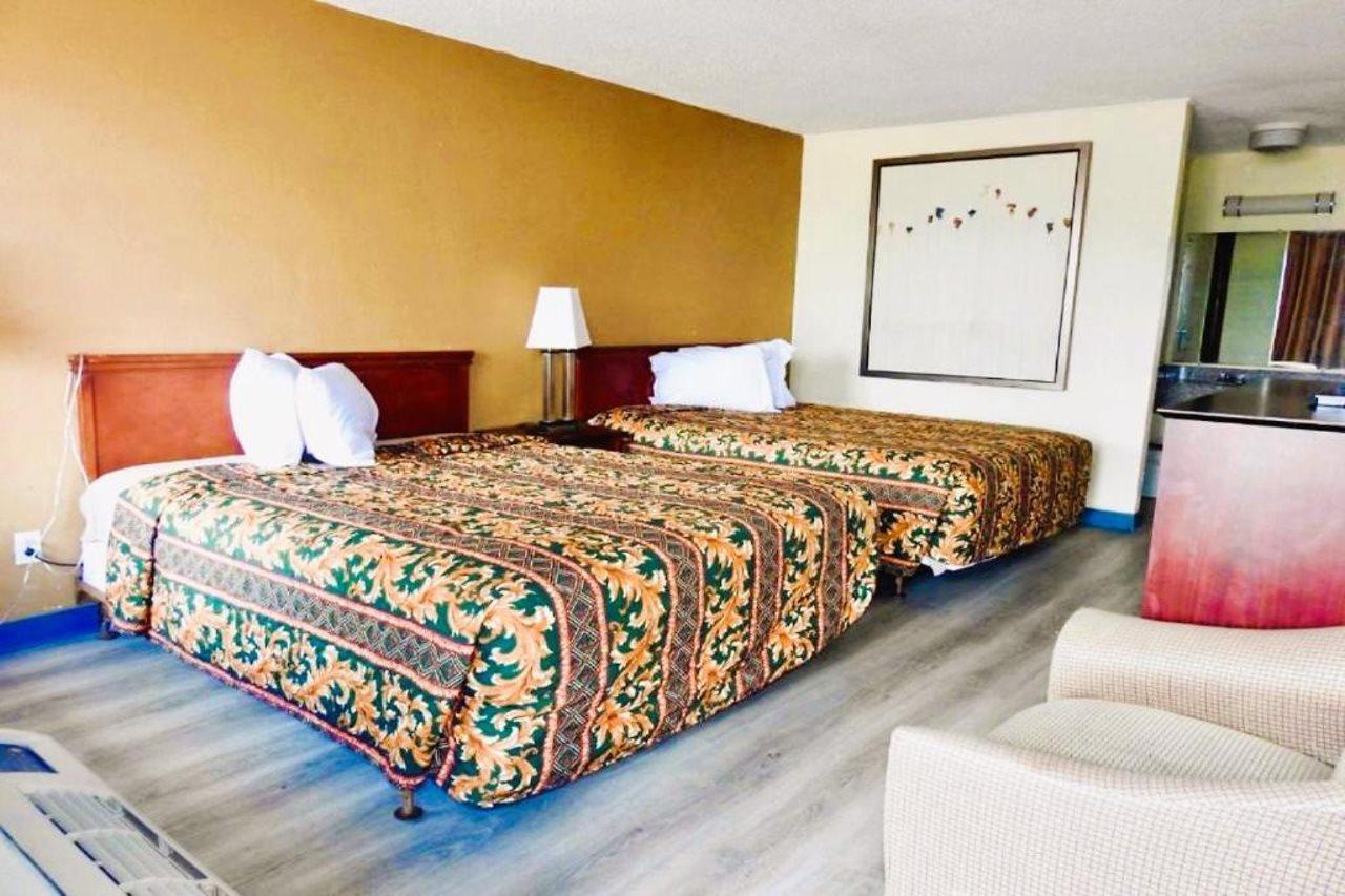 Holiday Lodge Virginia Pearisburg Экстерьер фото